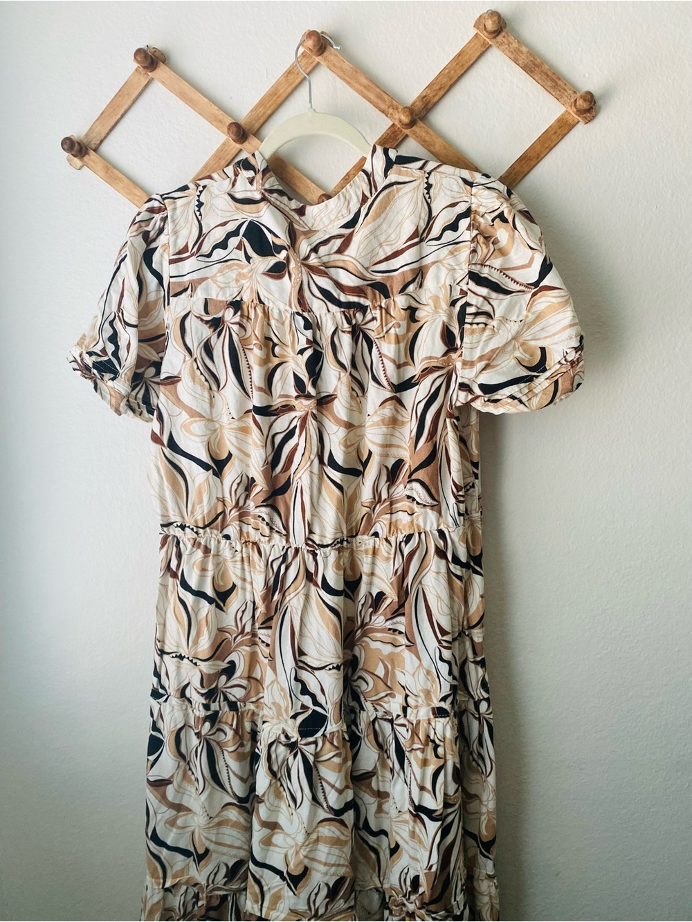 Nicole Miller New York Linen Blend Botanical Tiered Midi Dress Size L - Picture 2 of 4